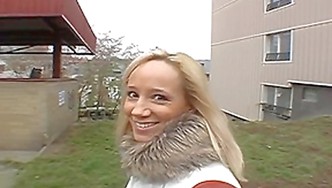 Mind-blowing outdoor blowjob Mind-blowing outdoor blowjob