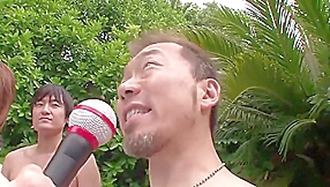 sucking and fucking by Japanese bikini babe in the pool sucking and fucking by Japanese bikini babe in the pool