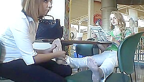 Princess Britt public foot worship Princess Britt public foot worship