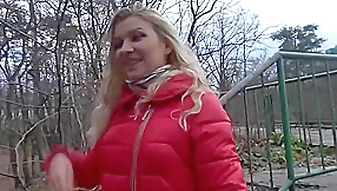 Teeny winnie18 spermawalk public Teeny winnie18 spermawalk public