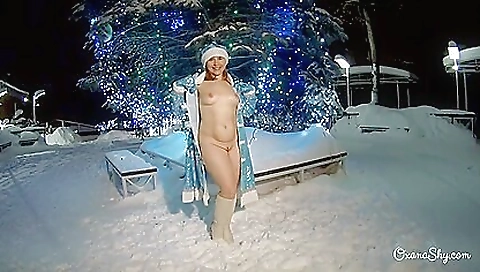 Oxana Shy - Public Flashing In Winter Park And Motel Naughtiness - Teaser Oxana Shy - Public Flashing In Winter Park And Motel Naughtiness - Teaser