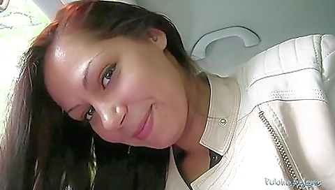 Amateurs Lady Nailed In The Car Amateurs Lady Nailed In The Car