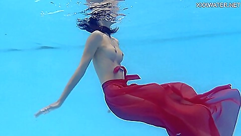 Hermione Ganger - Tiny Skinny Pornstar In The Pool Hermione Ganger - Tiny Skinny Pornstar In The Pool
