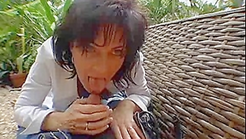Sexy Deauxma is a young cock loving married milf Sexy Deauxma is a young cock loving married milf