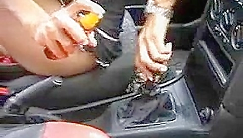 Den Schaltknueppel Anal gefickt Den Schaltknueppel Anal gefickt